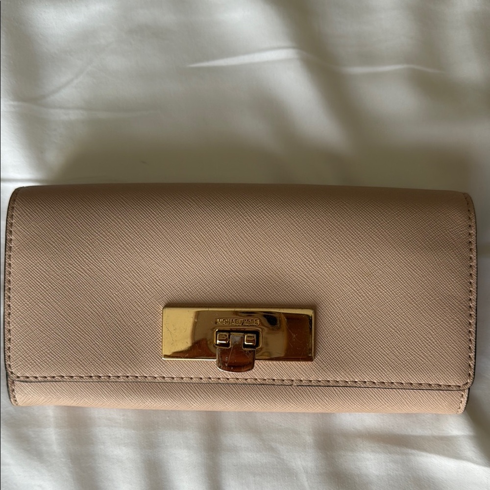 Michael Kors Pink Leather Wallet Classic Design